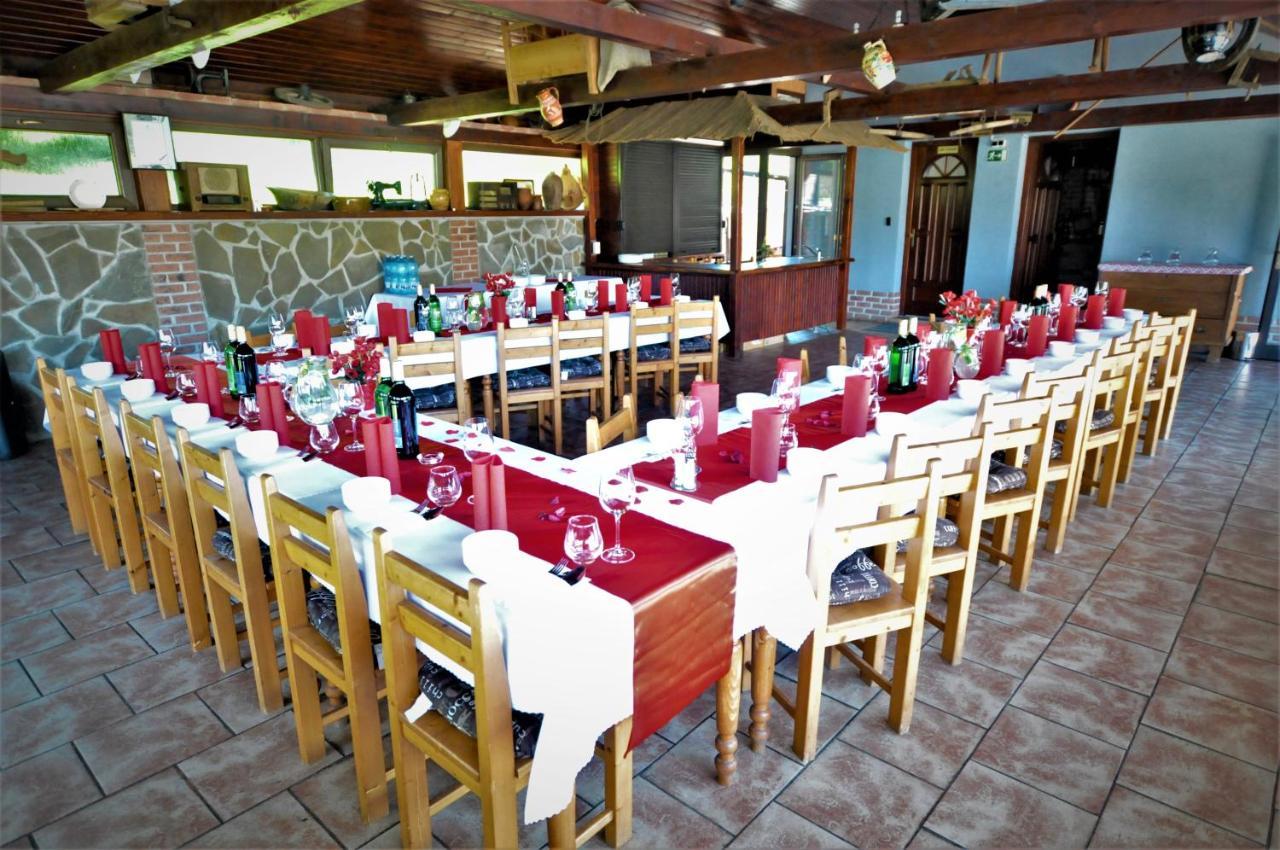 Restauracia Penzion Na Mlyne Stará Turá エクステリア 写真